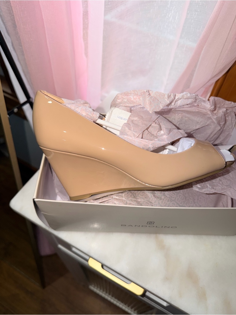 Bandolino Patent Nude/Beige Wedge Peep-Toe Pumps